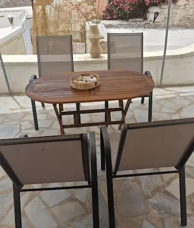 To Stegadaki The Cozy In Apartment Ano Syros